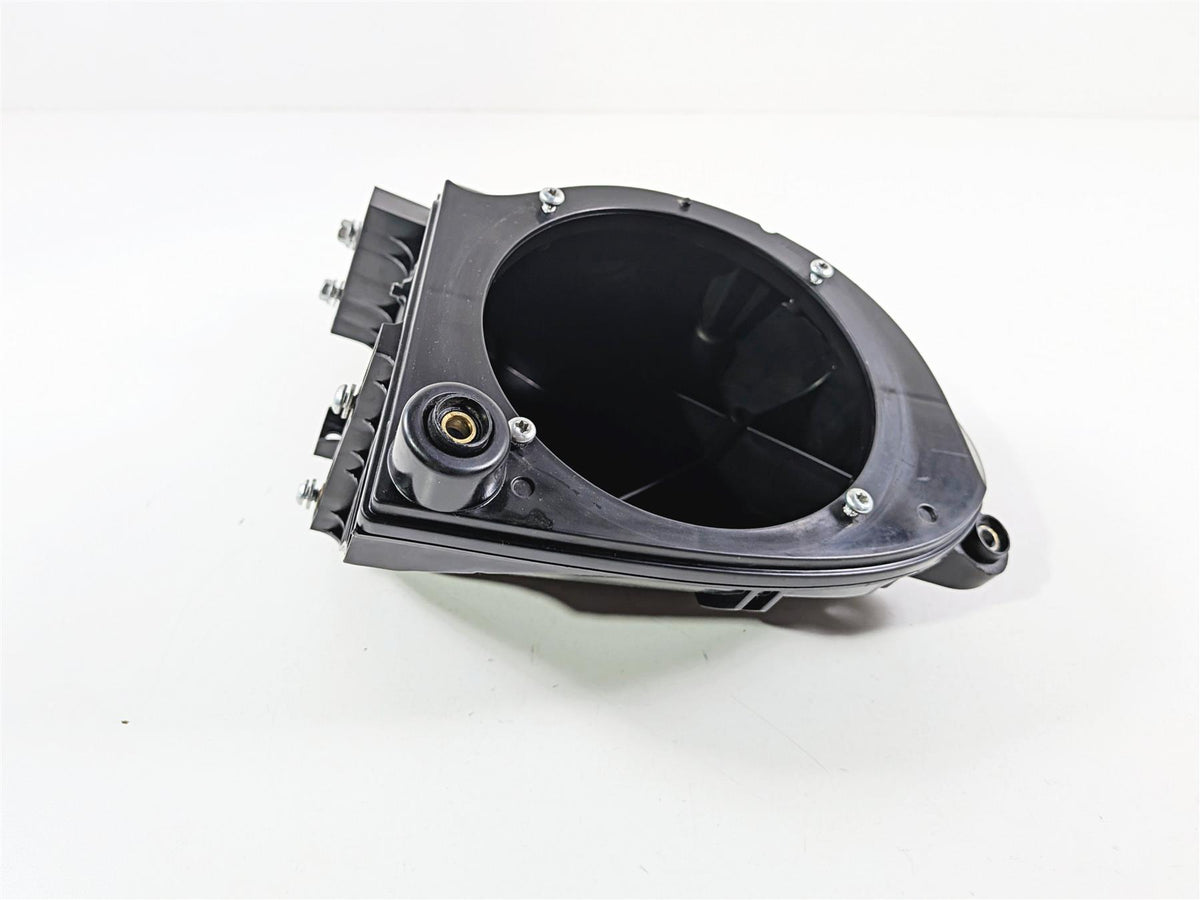 2018 Harley Touring FLHTCU Electra Glide Left Speaker Box Housing 57000172-Mototech271