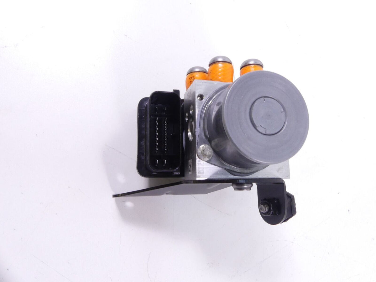 2018 BMW R nineT Urban GS K33 Abs Brake Pump Module 8567777 34518561707 {{ shop.shopifyCountryName }} - Mototech271