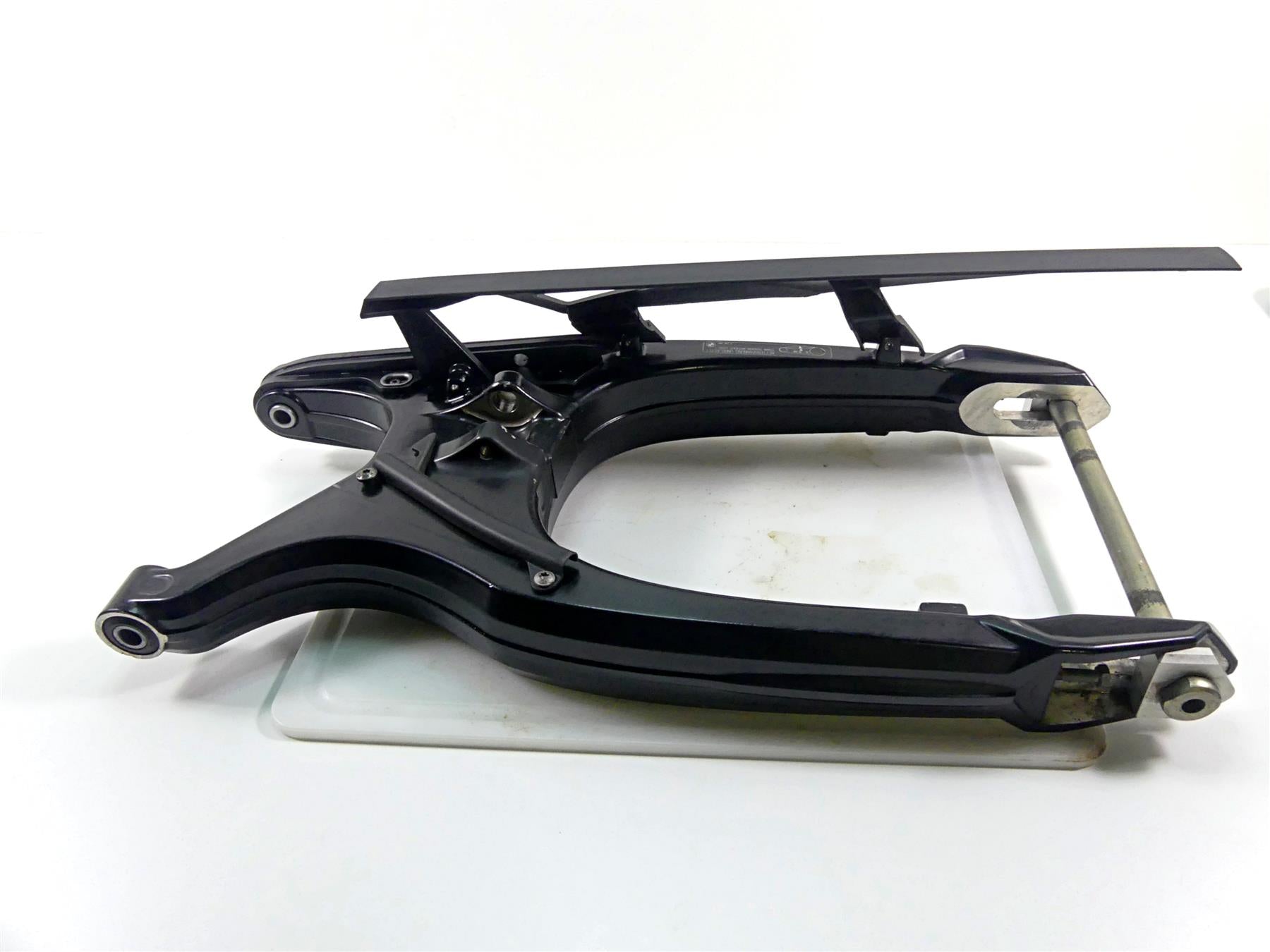 2013 BMW F800GS STD K72 Rear Straight Swing Arm Swingarm & Axle 33178535870 {{ shop.shopifyCountryName }} - Mototech271
