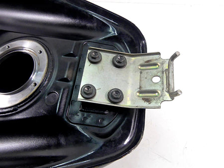 2008 Suzuki M109R VZR1800 Fuel Gas Petrol Tank Reservoir - Read 44100-48G00 {{ shop.shopifyCountryName }} - Mototech271
