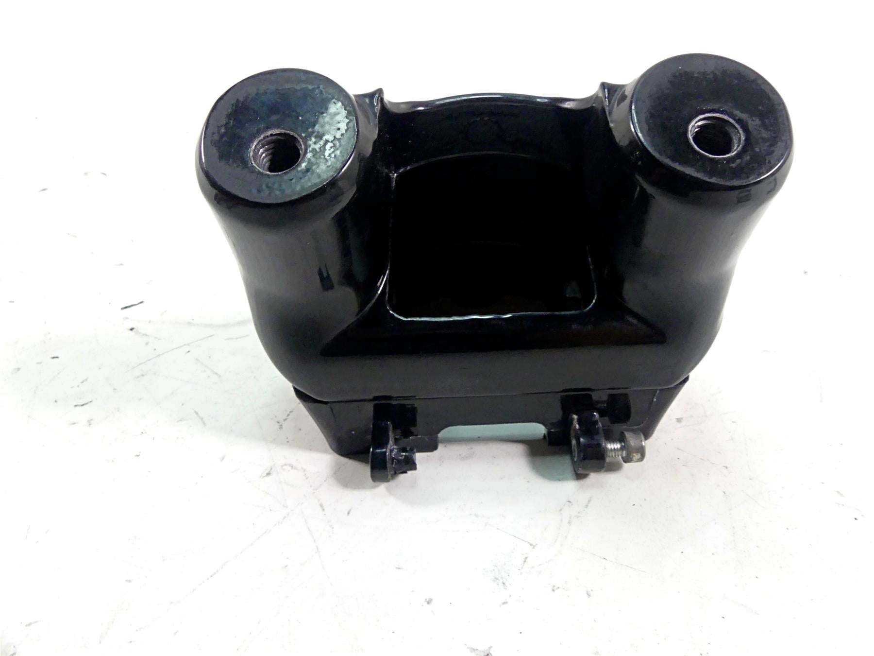 2015 Harley Davidson VRSCDX Night Rod Sp Handlebar Riser Holder Set 56284-06 {{ shop.shopifyCountryName }} - Mototech271
