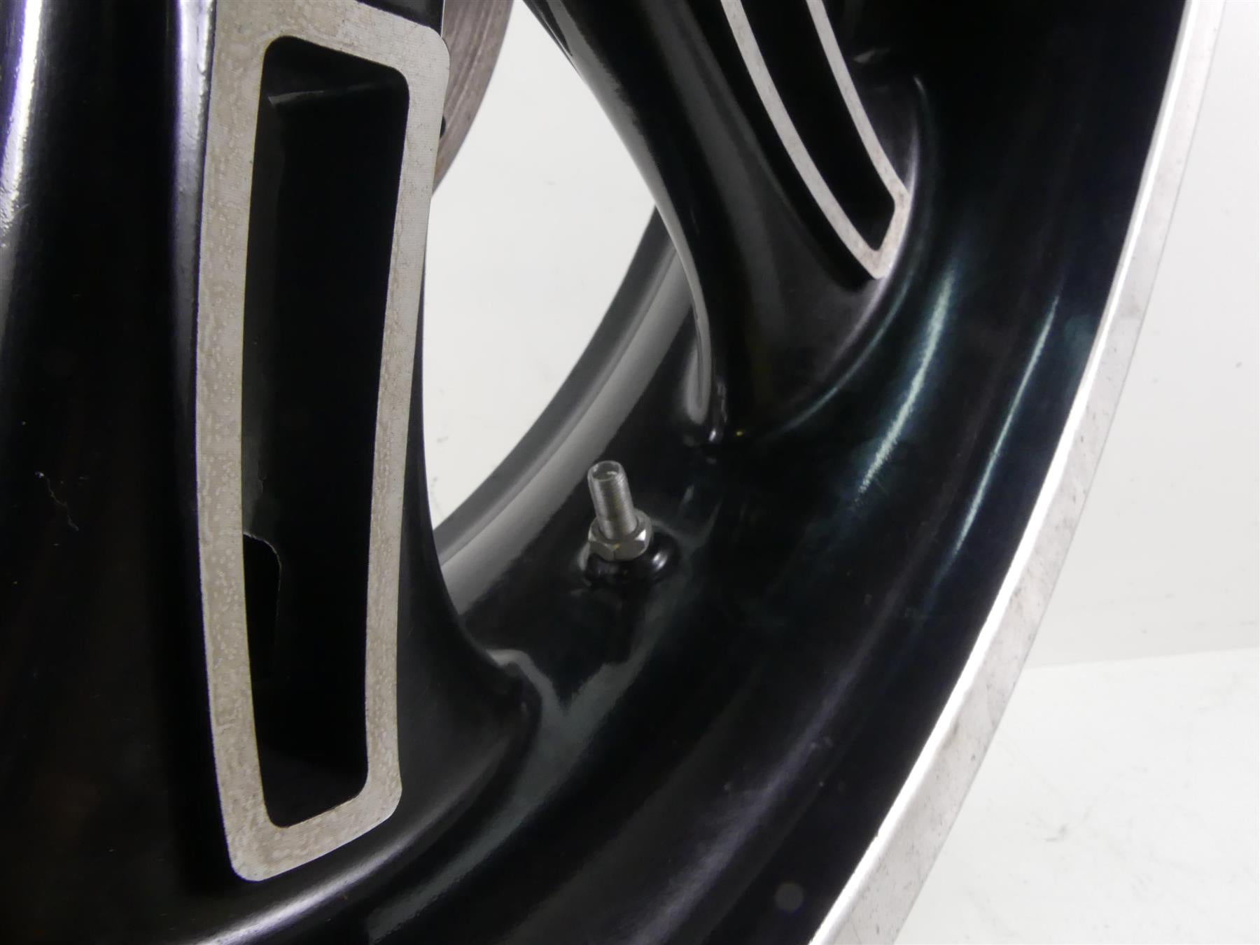 2011 Victory Vision Tour Straight Rear Cast Wheel Rim 16x5 1521384 {{ shop.shopifyCountryName }} - Mototech271