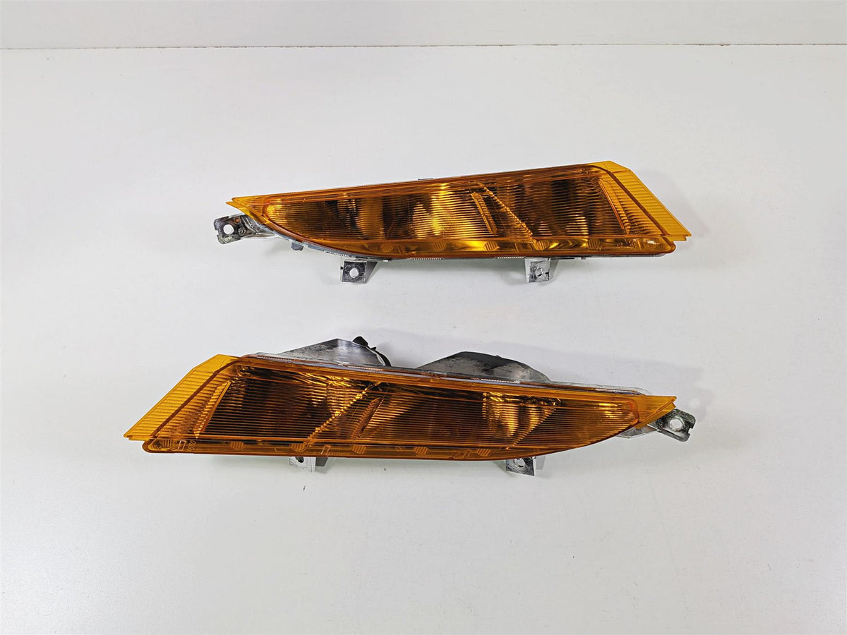 2013 Victory Vision Tour Front Blinker Turn Signal Set -Read 2410974 2410973 {{ shop.shopifyCountryName }} - Mototech271