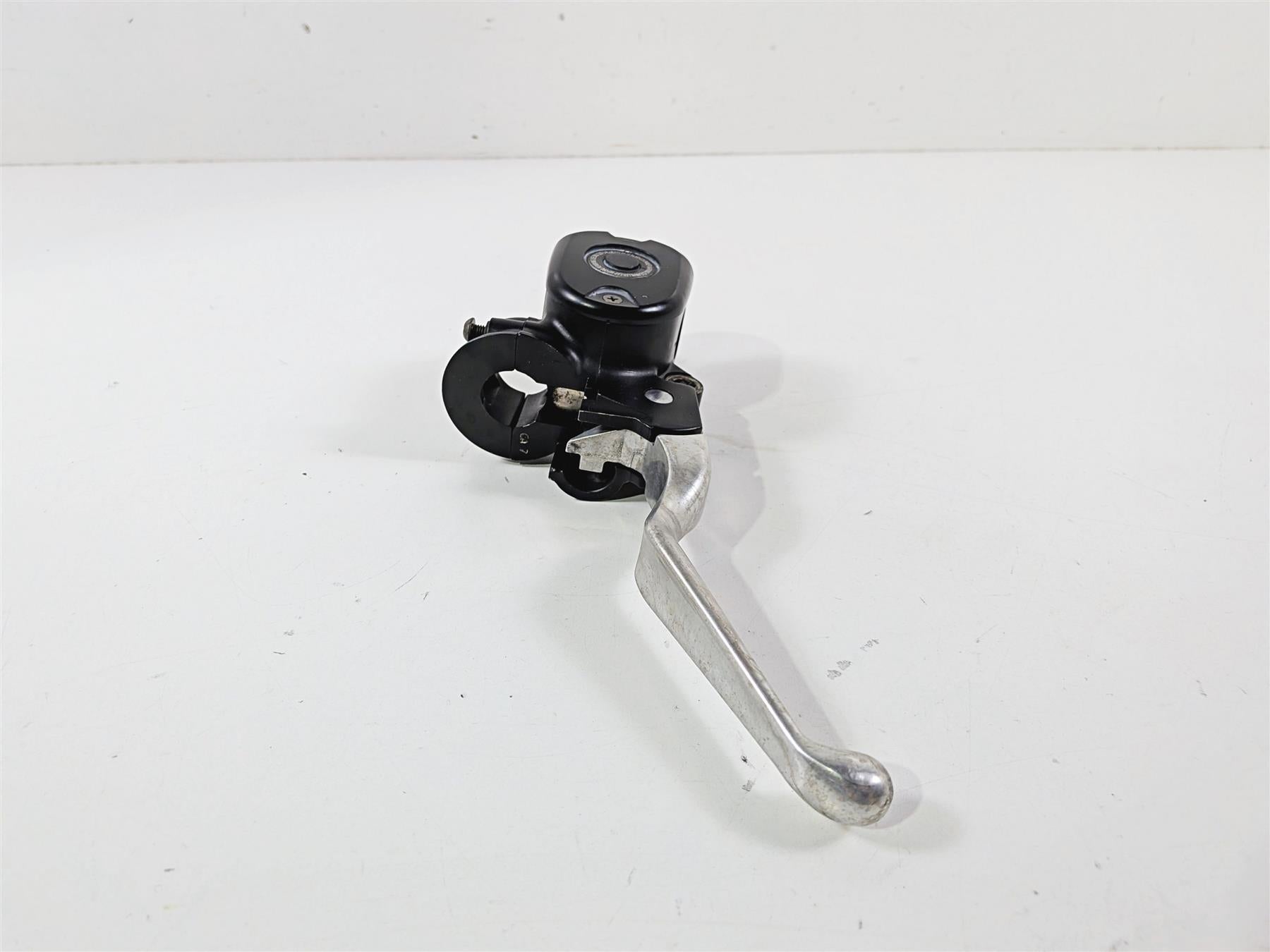 2006 Harley Sportster XL883 Low Front Brake Master Cylinder 45146-04 {{ shop.shopifyCountryName }} - Mototech271
