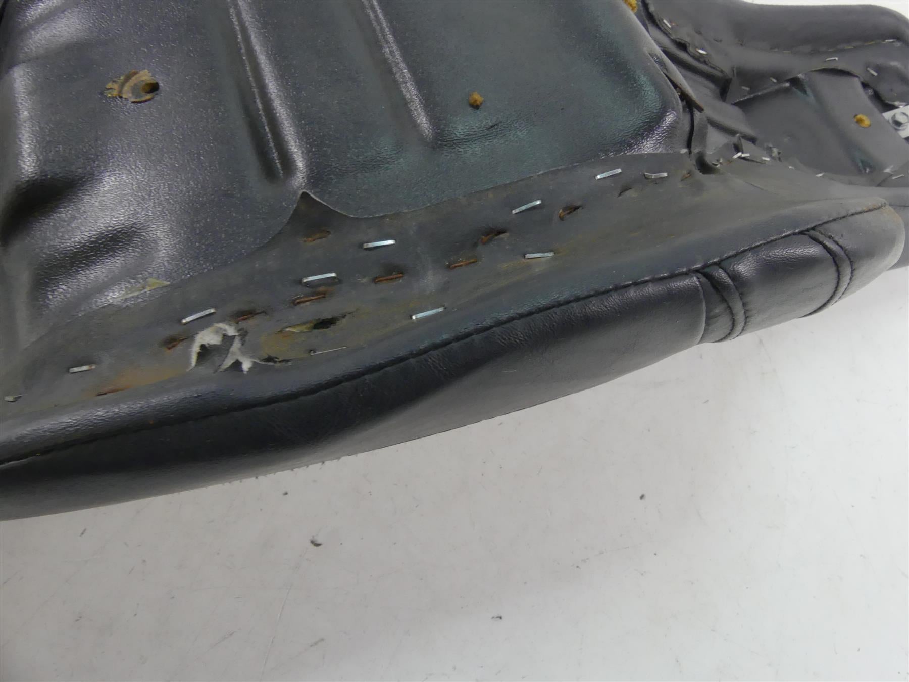 2000 Harley Dyna FXR4 CVO Super Glide Driver Rider Seat Saddle - Read 52450-99 {{ shop.shopifyCountryName }} - Mototech271