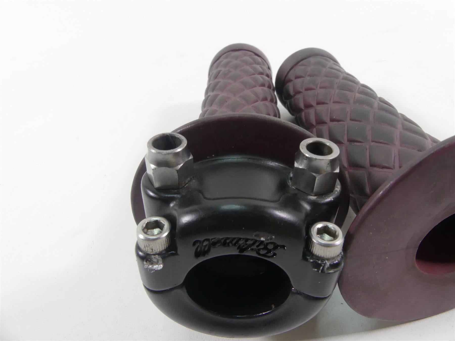 2017 Harley Dyna FXDB Street Bob Biltwell Throttle Grip Handle Set 6602-201-01 {{ shop.shopifyCountryName }} - Mototech271