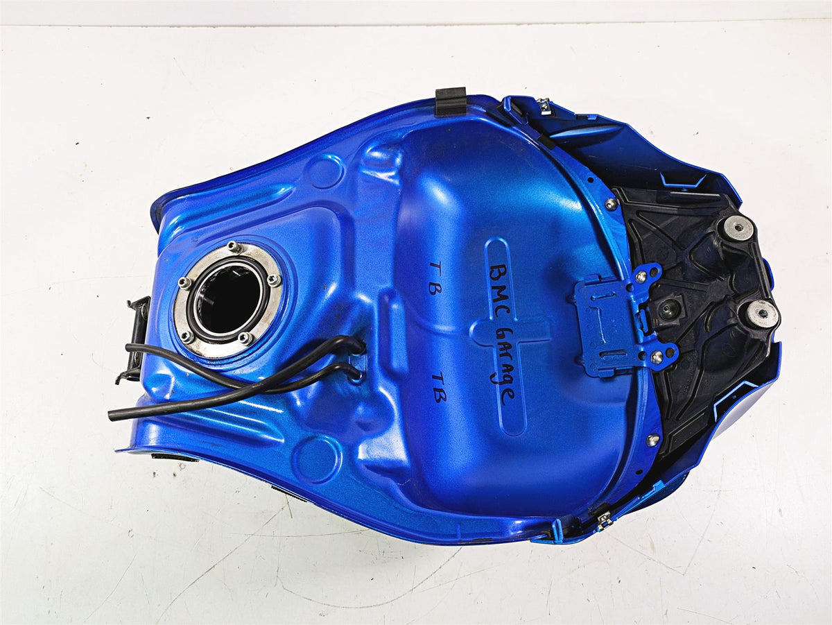 2016 Suzuki GSXR1000 Fuel Gas Petrol Tank Blue & Covers - No Dents 44100-47H30 {{ shop.shopifyCountryName }} - Mototech271