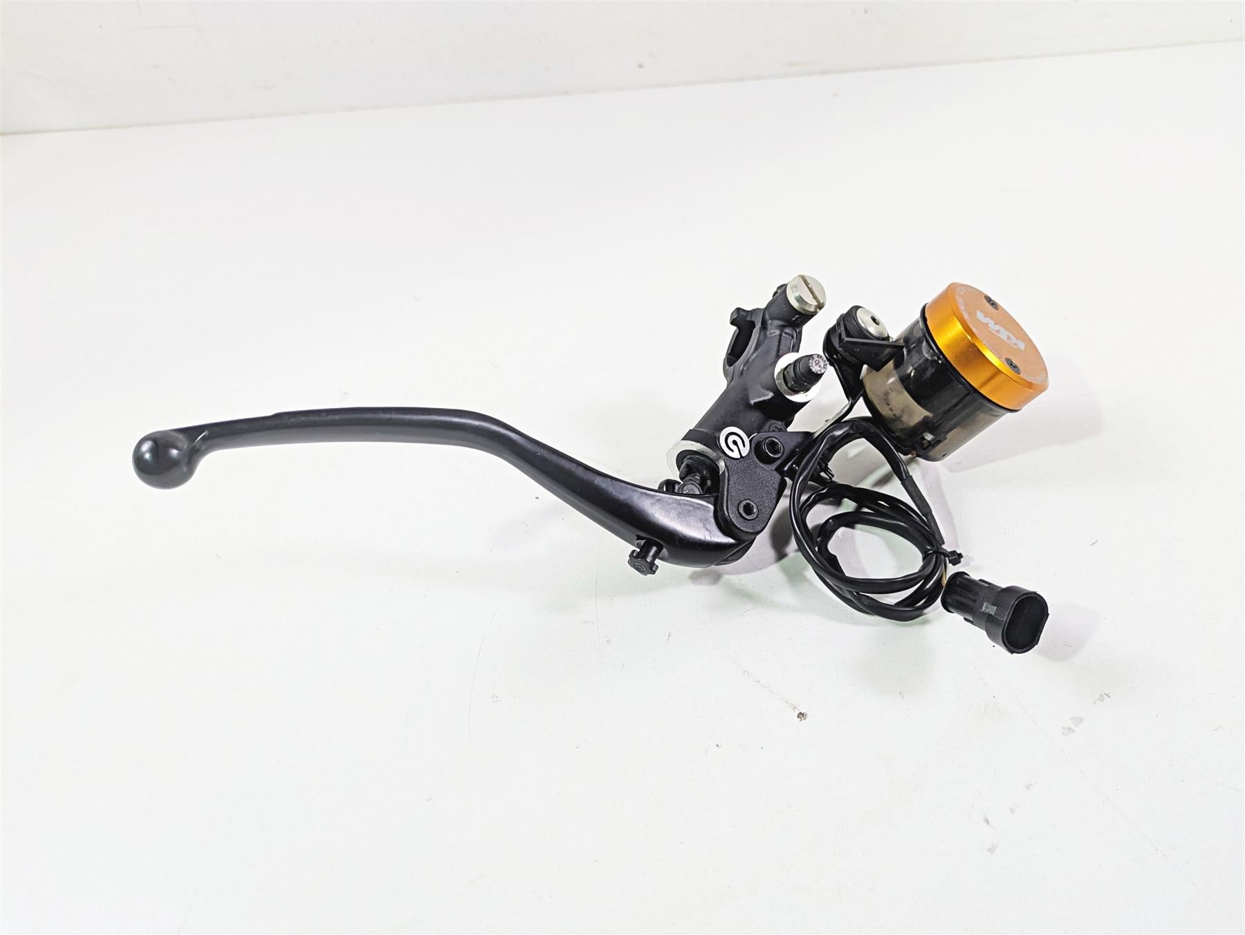 2018 KTM 1290 Super Duke R Front Brake Radial Master Cylinder 61313029000 {{ shop.shopifyCountryName }} - Mototech271