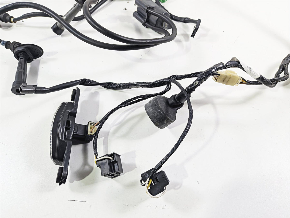 2005 Suzuki GSX600F Katana Wiring Harness Coils Recitifer 36610-08FE0 {{ shop.shopifyCountryName }} - Mototech271