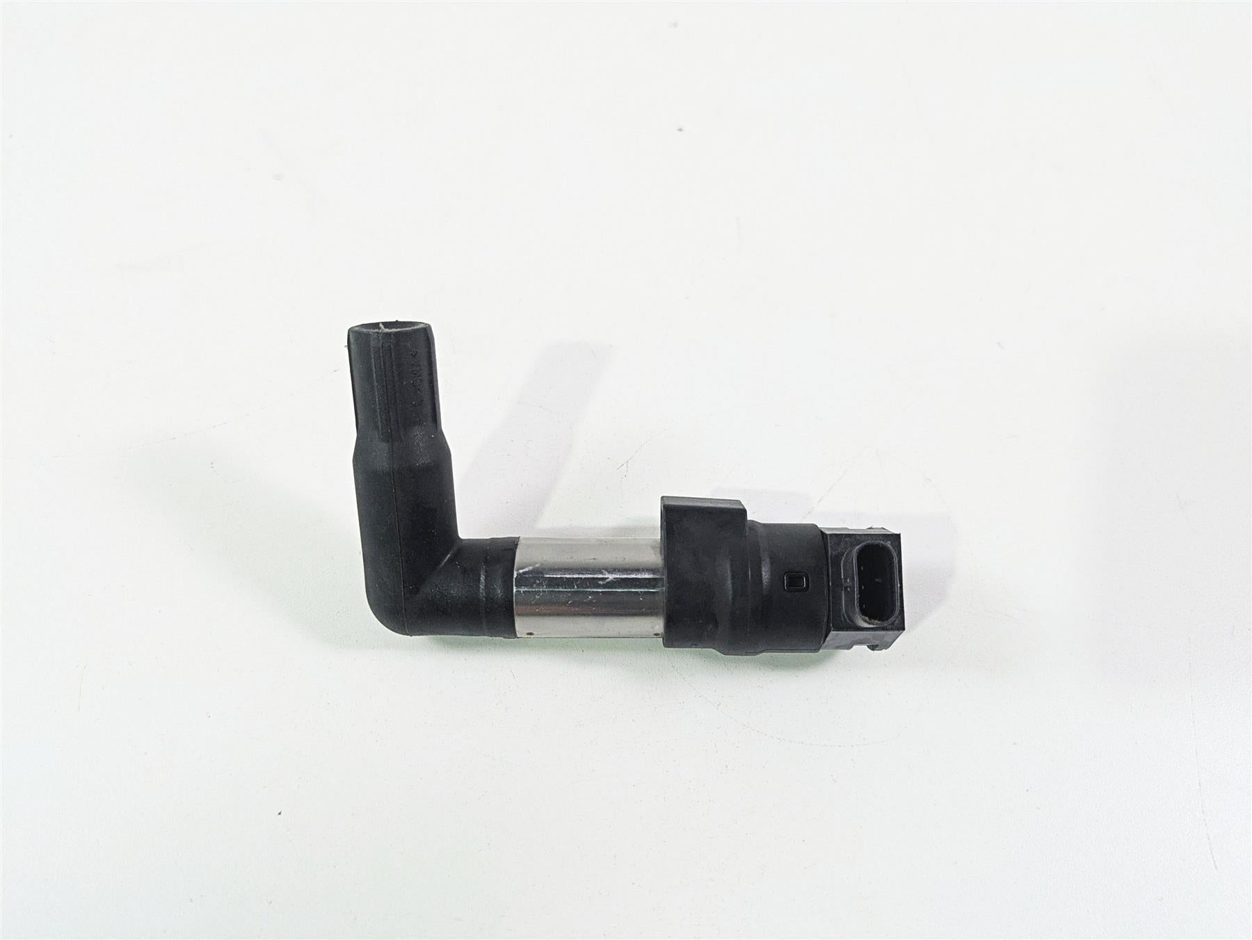 2022 BMW RnineT Pure K22 Eldor Angled Ignition Coil Right 12138565080 {{ shop.shopifyCountryName }} - Mototech271