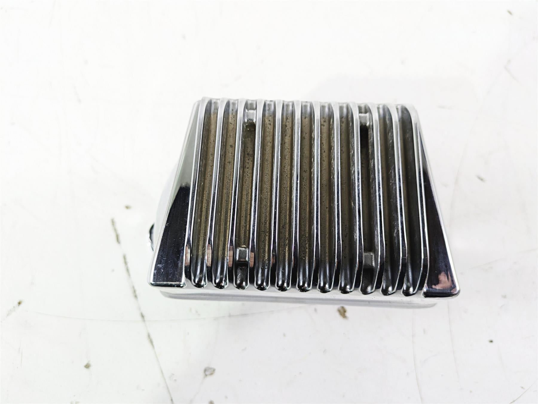 2007 Harley Touring FLHTCU SE CVO E-Glide Chrome Rectifier Regulator 74622-06 {{ shop.shopifyCountryName }} - Mototech271