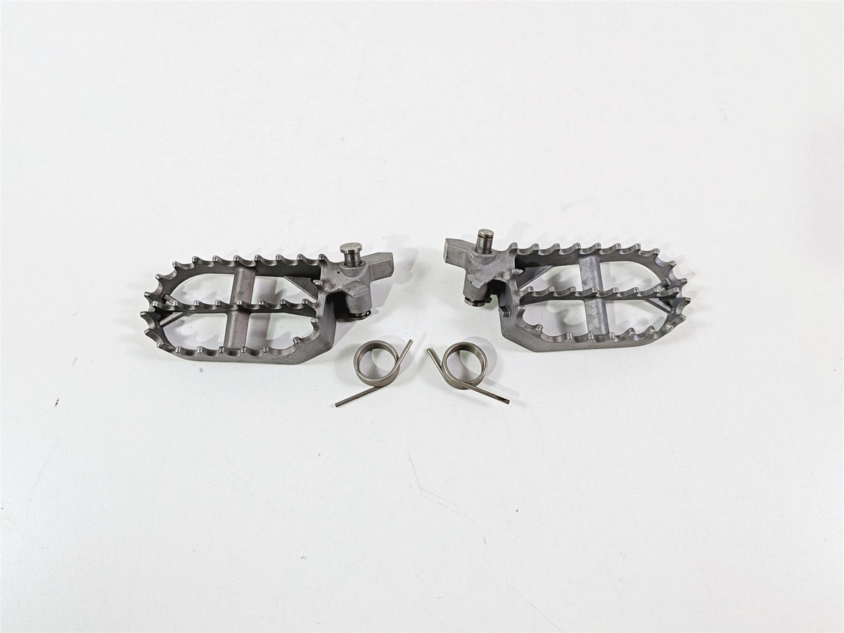 2019 BMW R1250GS K50 Enduro Front Foot Peg Rest Set 46718529843 46718529844 {{ shop.shopifyCountryName }} - Mototech271