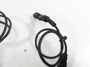 2014 Harley Touring FLHTK Electra Glide Abs Brake Wheel Speed Sensors 32700015