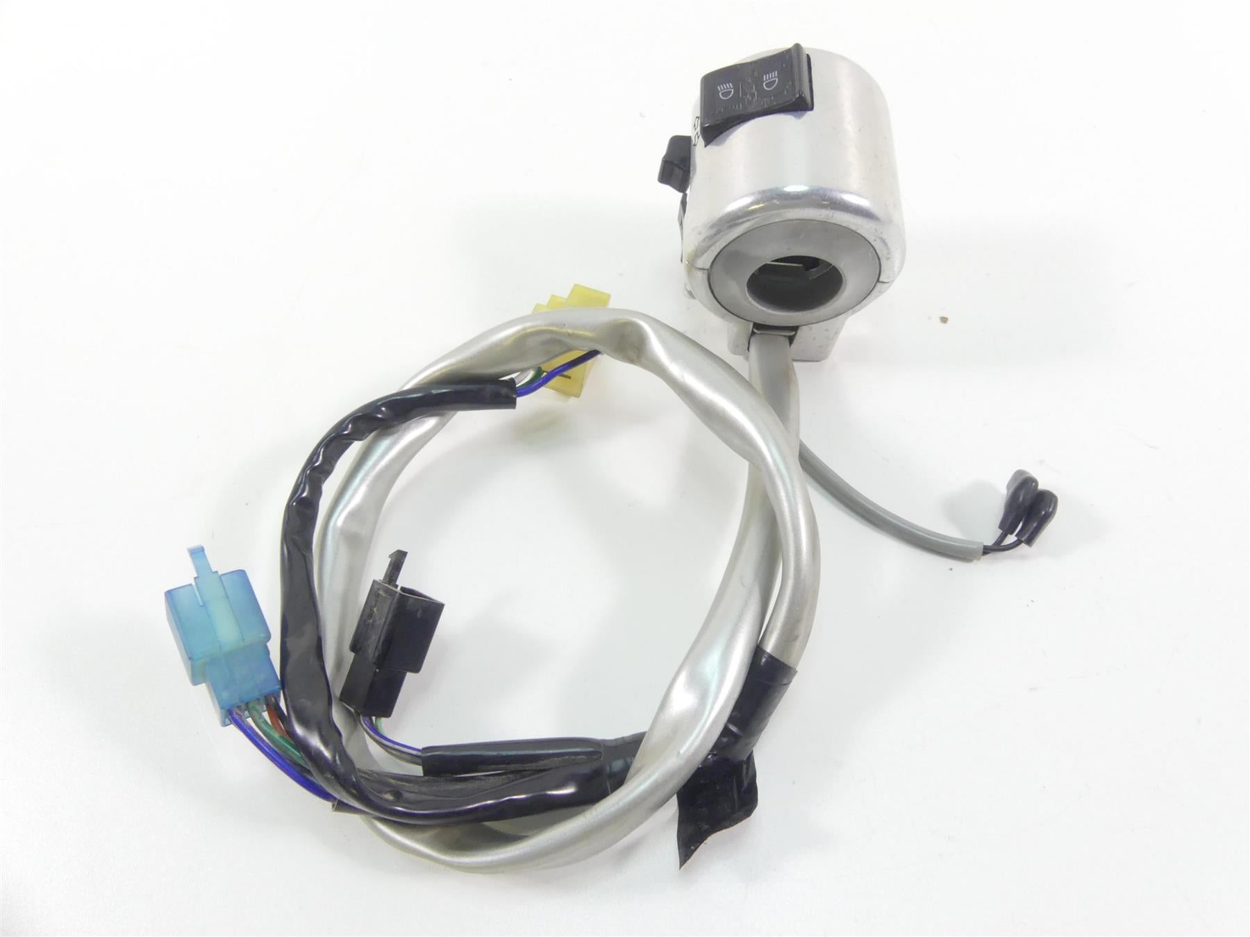 2006 Honda VTX1800 C2 Left Hand Turn Signal Lights Control Switch 35200-MCH-F11 {{ shop.shopifyCountryName }} - Mototech271