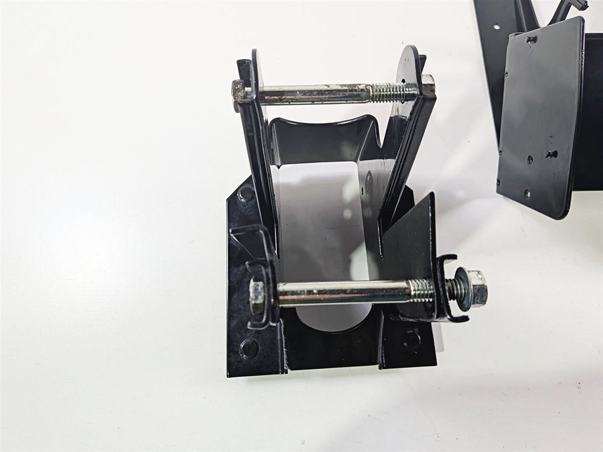 2004 Harley Touring FLTRI Road Glide Front Fairing Mount Holder Carrier 58530-04-Mototech271