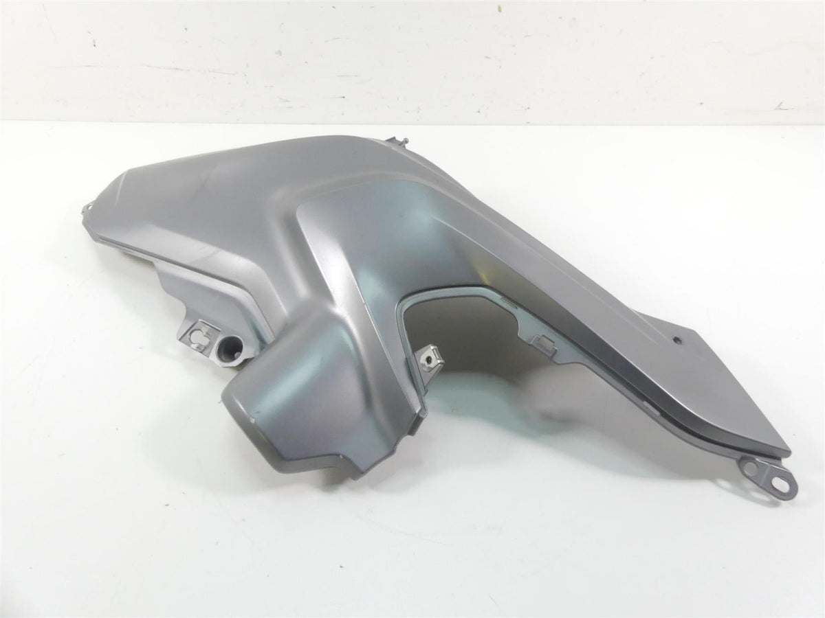 2013 BMW R1200GS GSW K50 Right Tank Side Fairing Cover Cowl 46638533680 {{ shop.shopifyCountryName }} - Mototech271