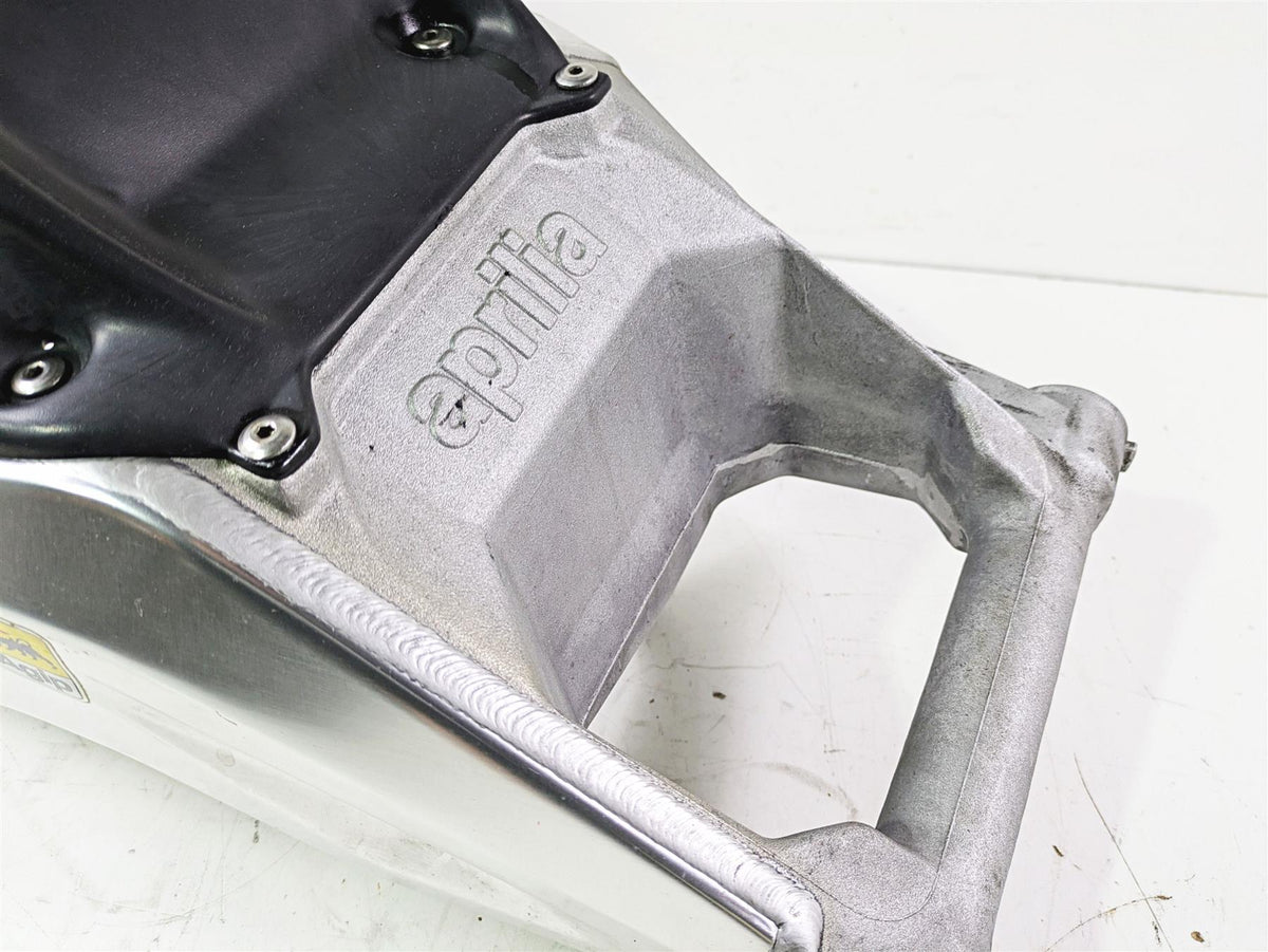 2008 Aprilia RSVR 1000 Factory Straight Swingarm Swingarm Axle Set AP8145020 {{ shop.shopifyCountryName }} - Mototech271