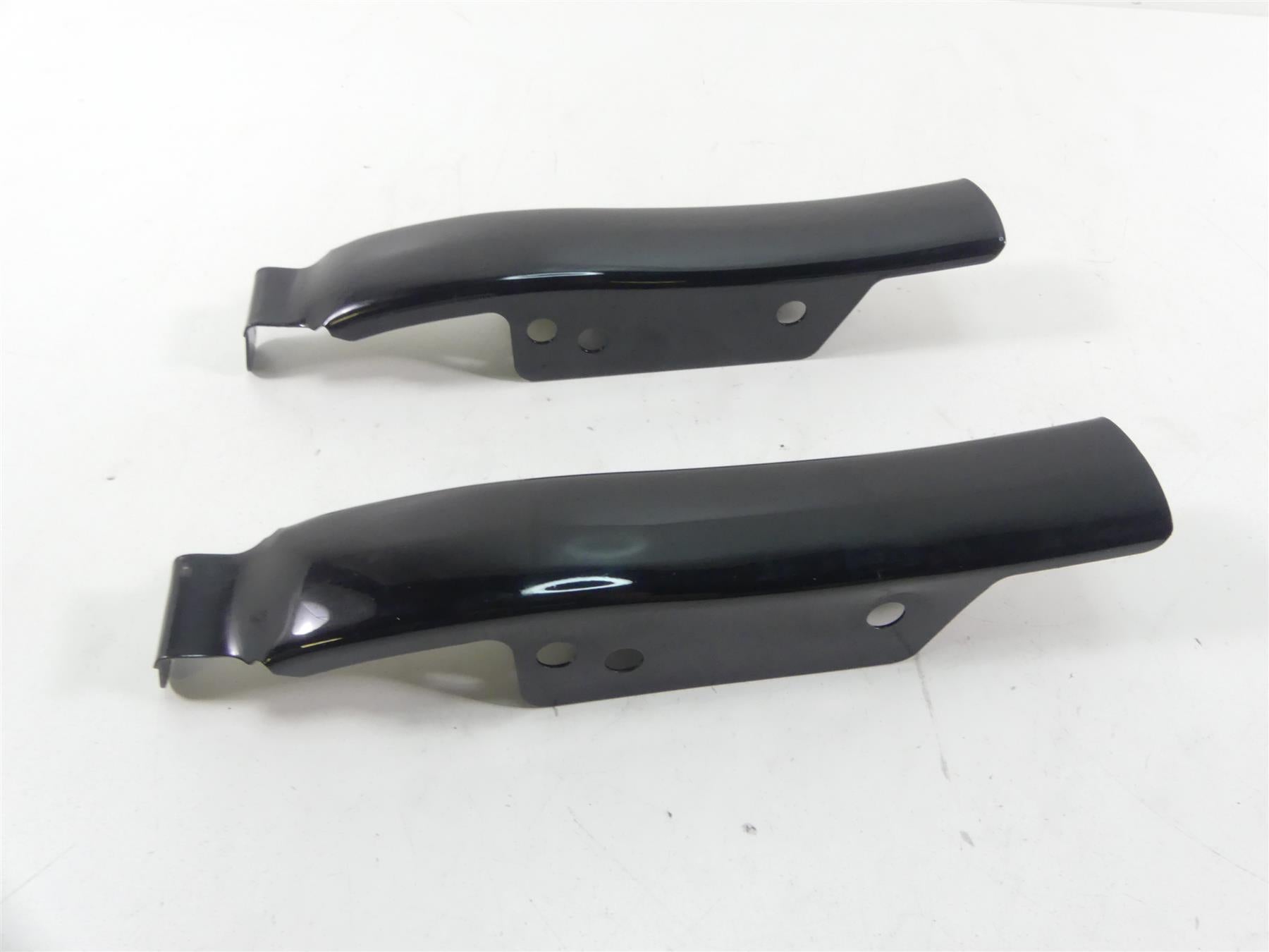 2007 Harley FLHTCU SE CVO Electra Glide Rear Fender Infill Filler Set 91413-07 {{ shop.shopifyCountryName }} - Mototech271