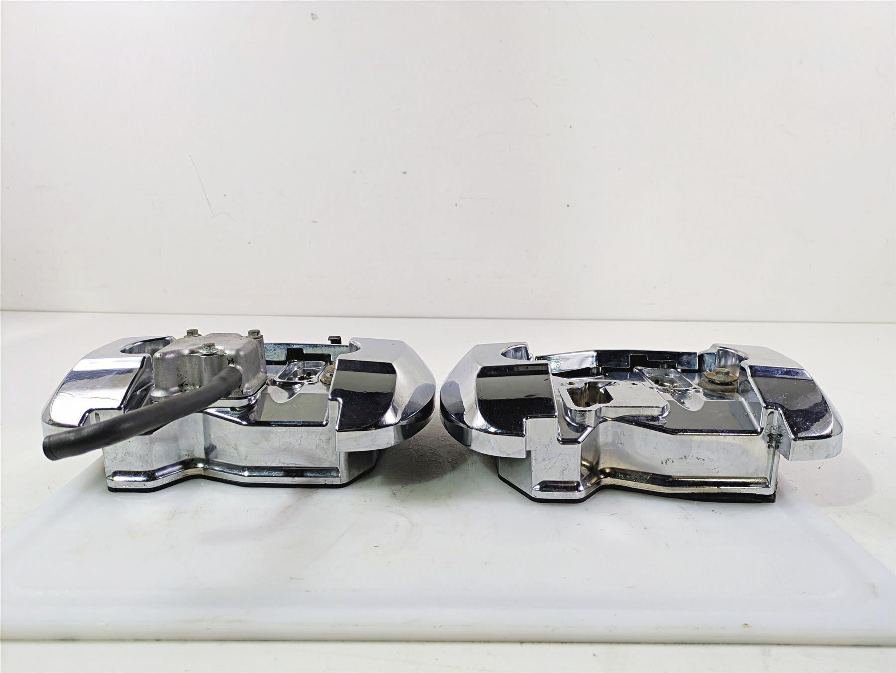 2001 Honda VT750 Shadow Ace Valve Cover Chrome Covers Set 12311-MBA-710 {{ shop.shopifyCountryName }} - Mototech271