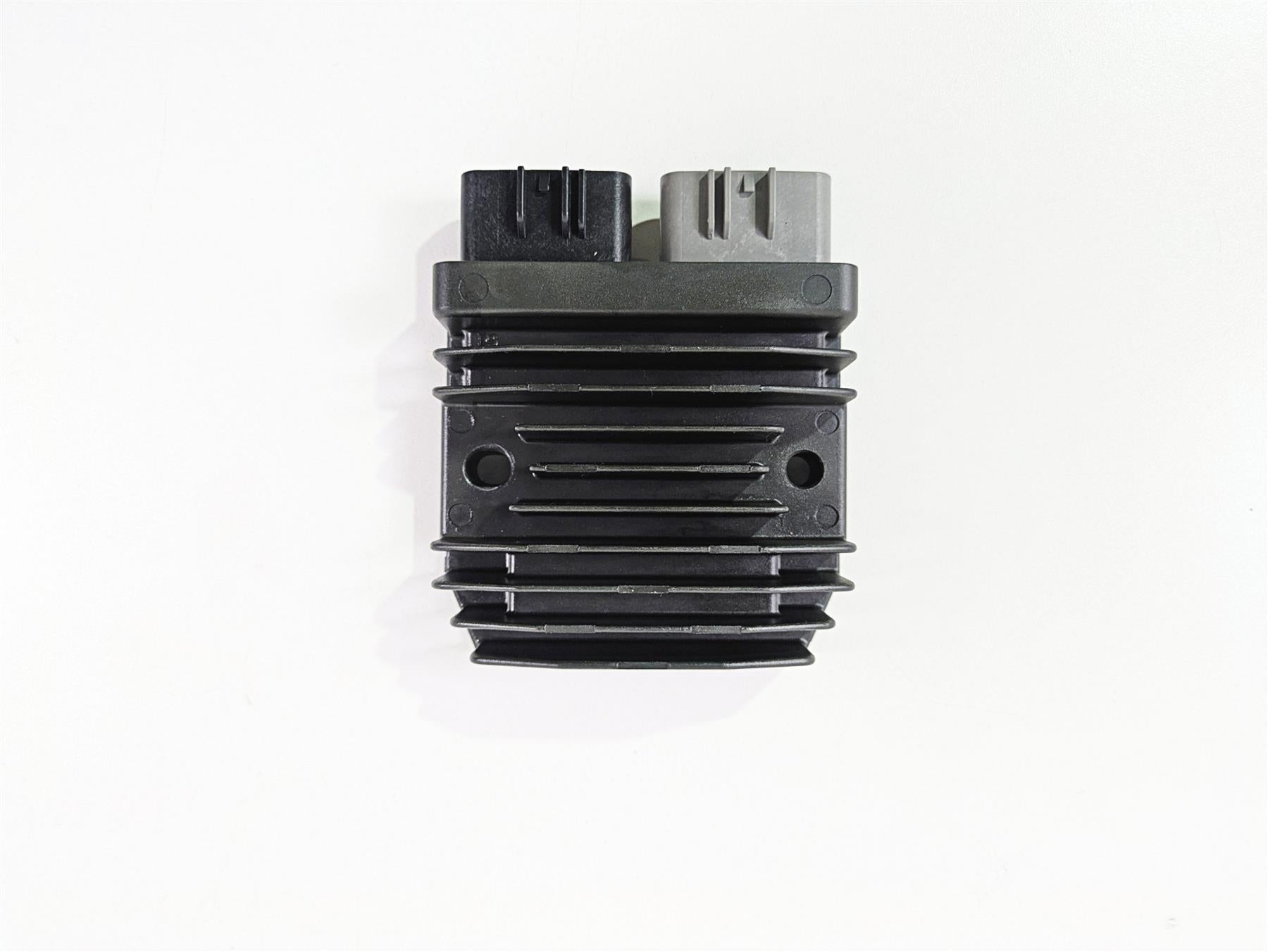 2022 Ducati Streetfighter V2 Rectifier Voltage Regulator 54040331A FH027AA {{ shop.shopifyCountryName }} - Mototech271