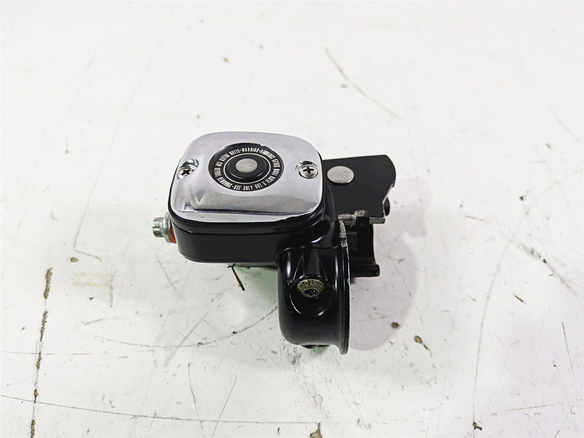 2003 Harley Touring FLHTCUI E-Glide 100th Front Brake Master Cylinder 45013-96E {{ shop.shopifyCountryName }} - Mototech271