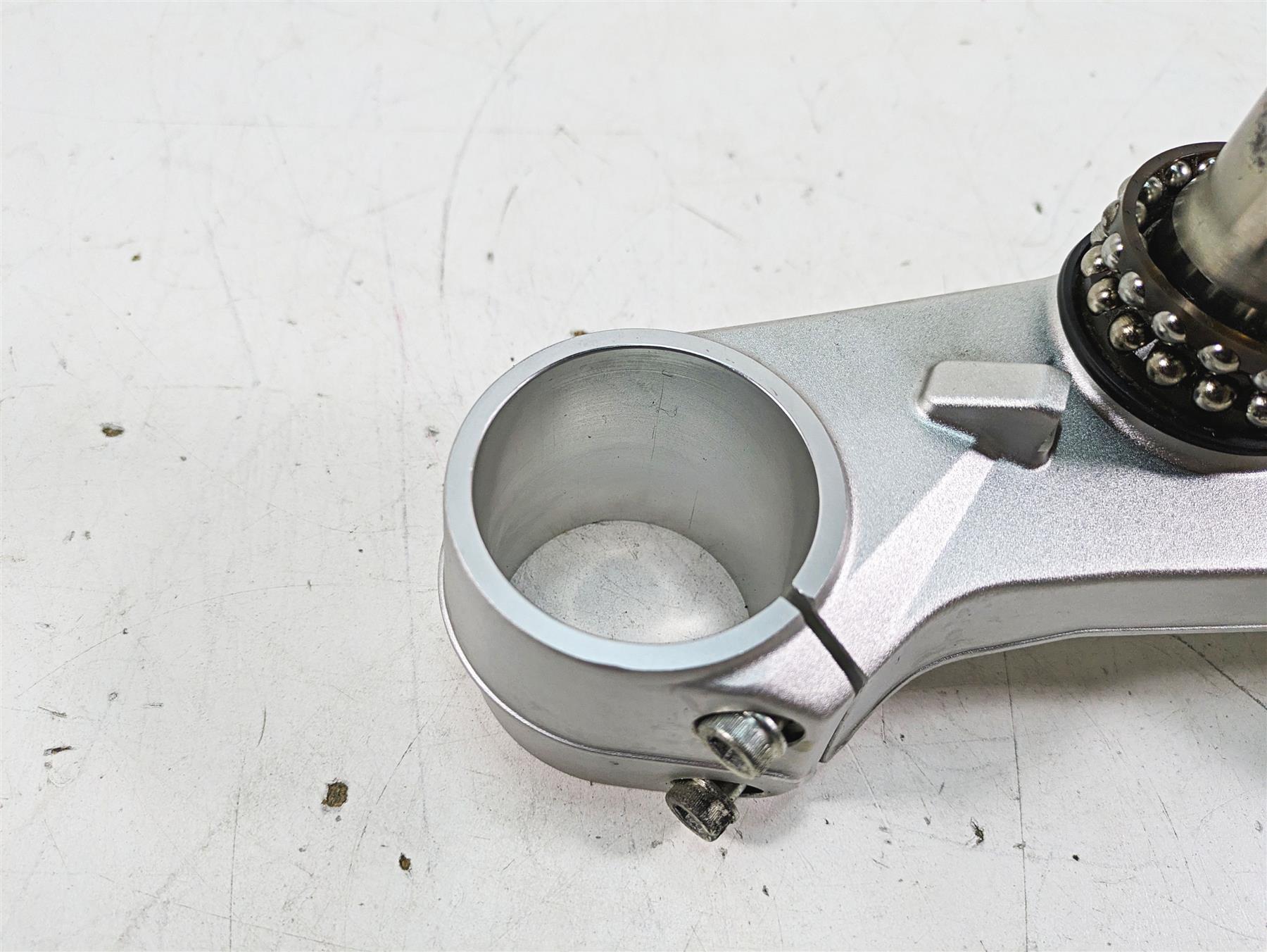 2013 MV Agusta F3 675 ERA Straight Lower Triple Tree Steering Clamp 8000B5701 {{ shop.shopifyCountryName }} - Mototech271