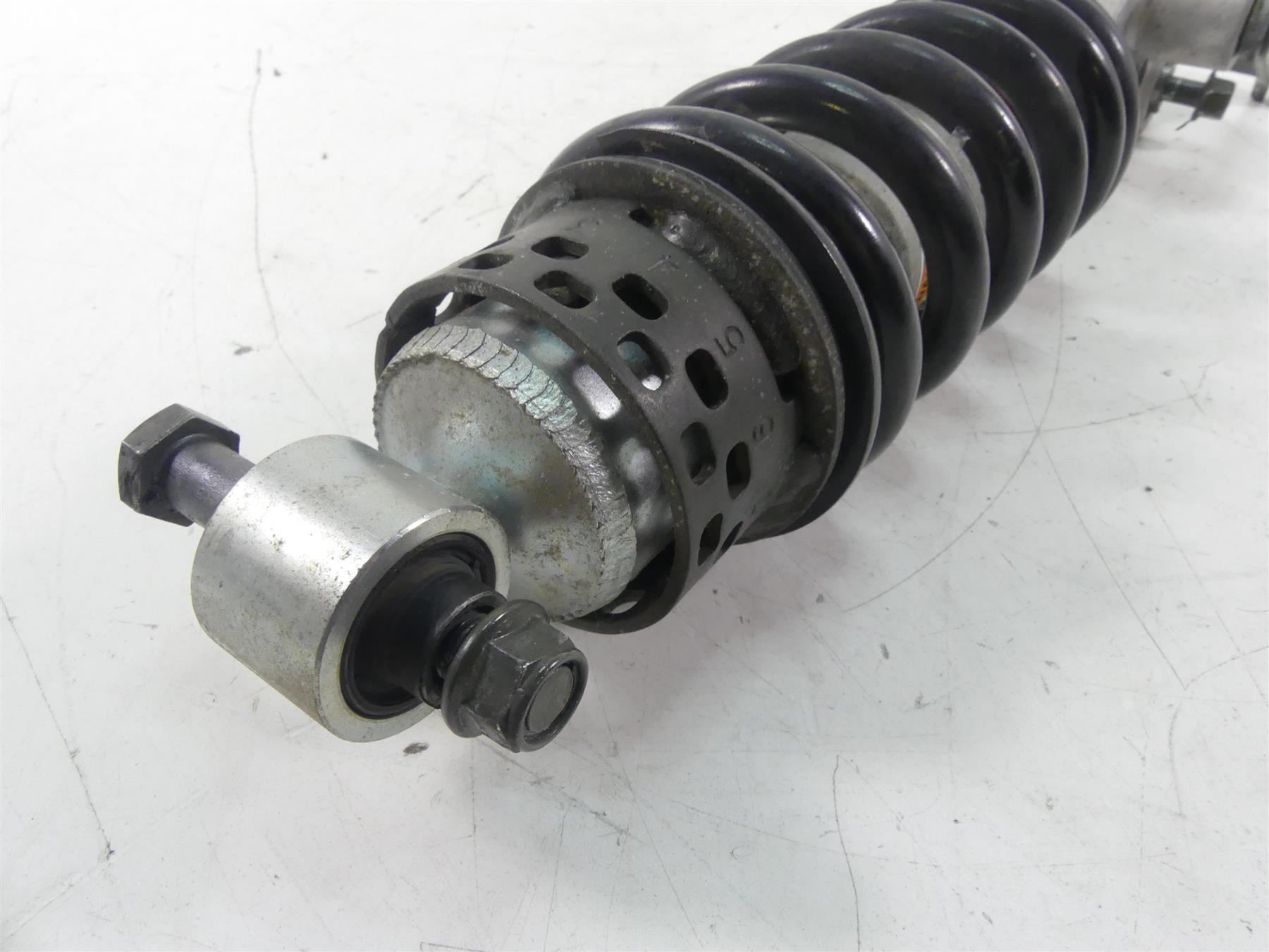 2002 Yamaha XVS1100 V-Star Straight Rear Shock Damper 12" - Read 5KS-22210-21-00 {{ shop.shopifyCountryName }} - Mototech271