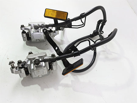 2008 Yamaha XVS1300 V-Star Tourer Front Brake Caliper Set 3D8-2580T-00-00 {{ shop.shopifyCountryName }} - Mototech271