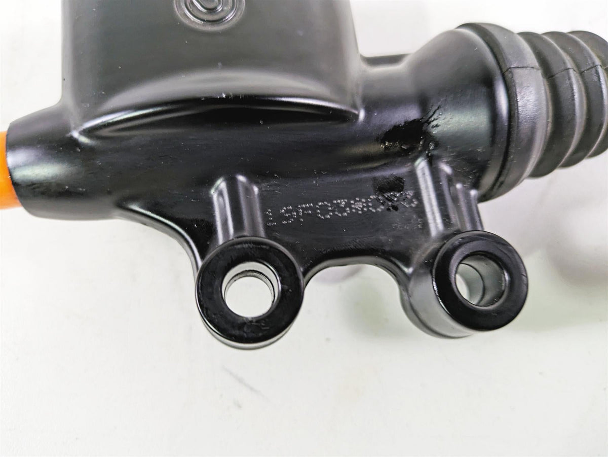 2020 Harley Touring FLHT Electra Glide Rear Brake Master Cylinder 41700028A {{ shop.shopifyCountryName }} - Mototech271