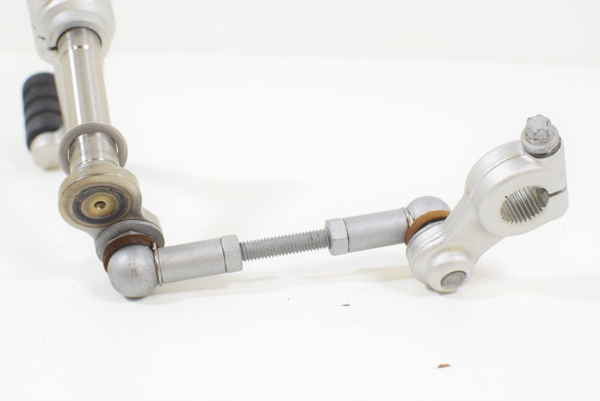 2014 BMW R1200R R1200 R K27 Front Right Footpeg Shifter Peg 46717728691 {{ shop.shopifyCountryName }} - Mototech271