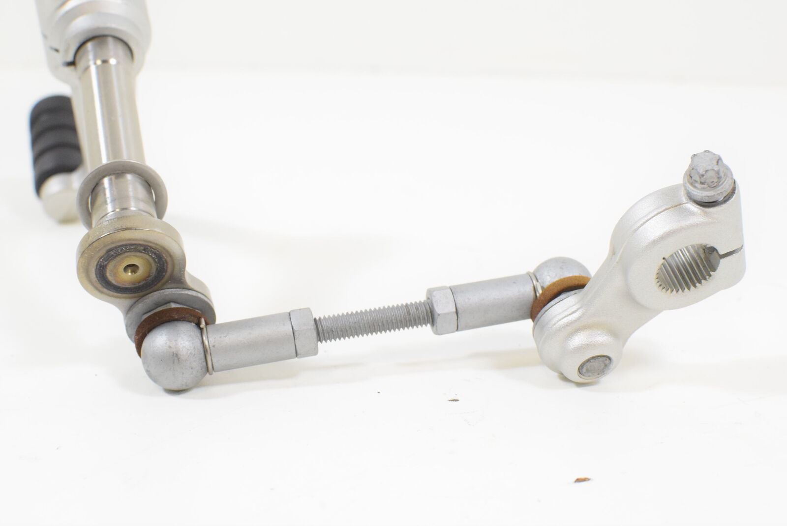 2014 BMW R1200R R1200 R K27 Front Right Footpeg Shifter Peg 46717728691 {{ shop.shopifyCountryName }} - Mototech271