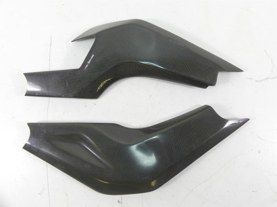 2004 Aprilia RSV1000 R Mille Pro-Fiber Gloss Carbon Swingarm Cover Fairing {{ shop.shopifyCountryName }} - Mototech271