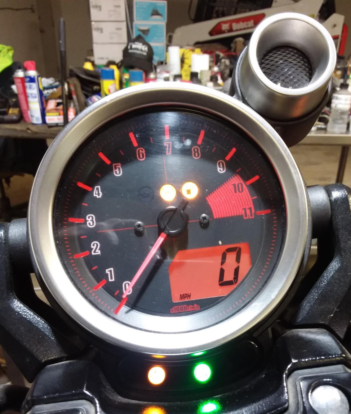 2013 Yamaha VMX17 V-Max 1700 Tachometer Gauge Indicator Lights Set 2S3-83579-00 {{ shop.shopifyCountryName }} - Mototech271