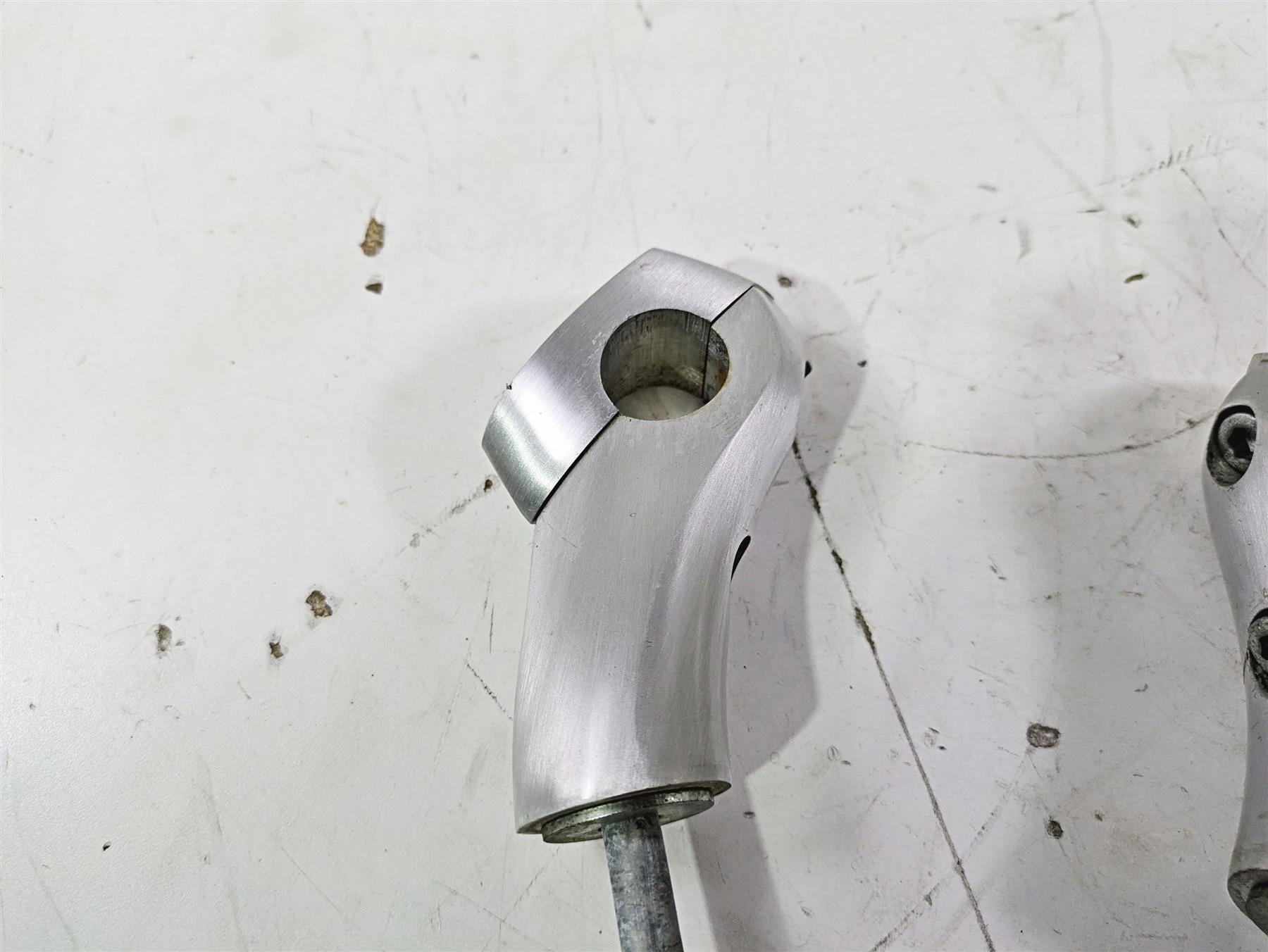 2004 Victory Kingpin Handlebar Riser Holder Set 1821325 1821325 {{ shop.shopifyCountryName }} - Mototech271