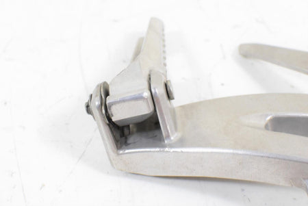 2015 Honda CBR600RR CBR600 RR LR Rider Passenger Footpeg Mount SET 50760-MFJ-D00 {{ shop.shopifyCountryName }} - Mototech271