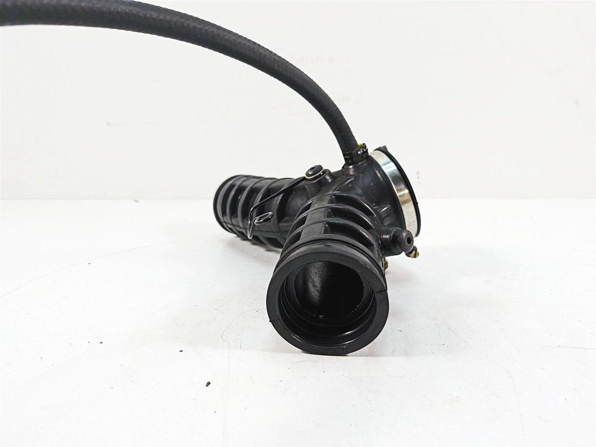 2020 Moto Guzzi V85 TT Adventure Intake Throttle Body Y-Tube Hose 1A014996 {{ shop.shopifyCountryName }} - Mototech271