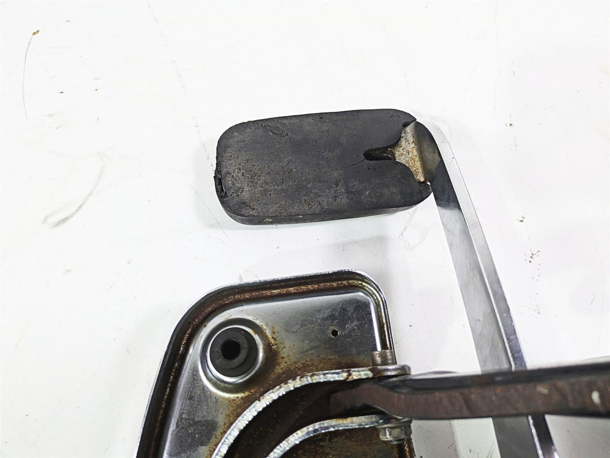 2004 Harley FLSTCI Softail Heritage Front Right Floor Board & Brake 50600026 {{ shop.shopifyCountryName }} - Mototech271