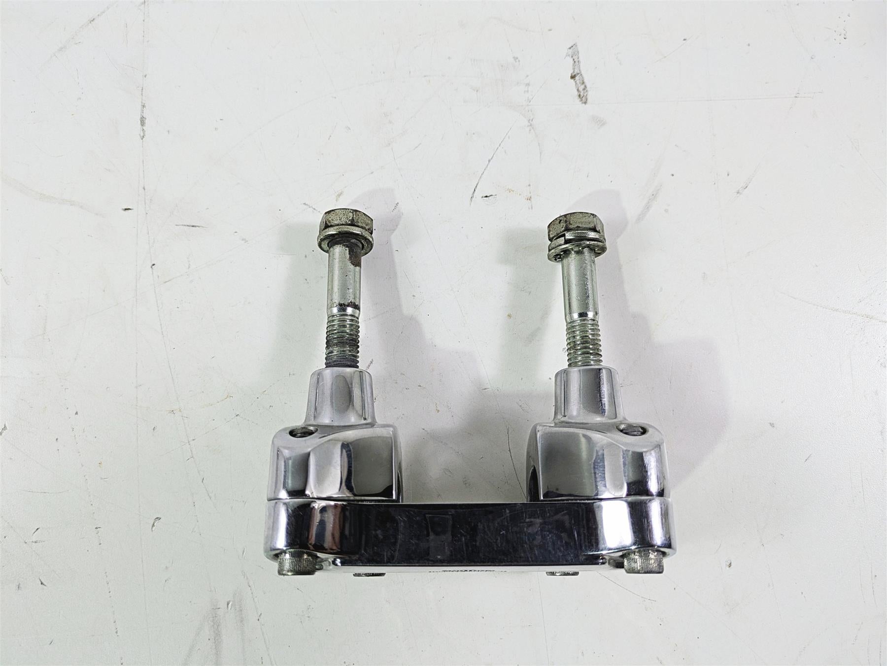 2004 Harley FLSTCI Softail Heritage Handlebar Holder Riser Set 56567-86B {{ shop.shopifyCountryName }} - Mototech271
