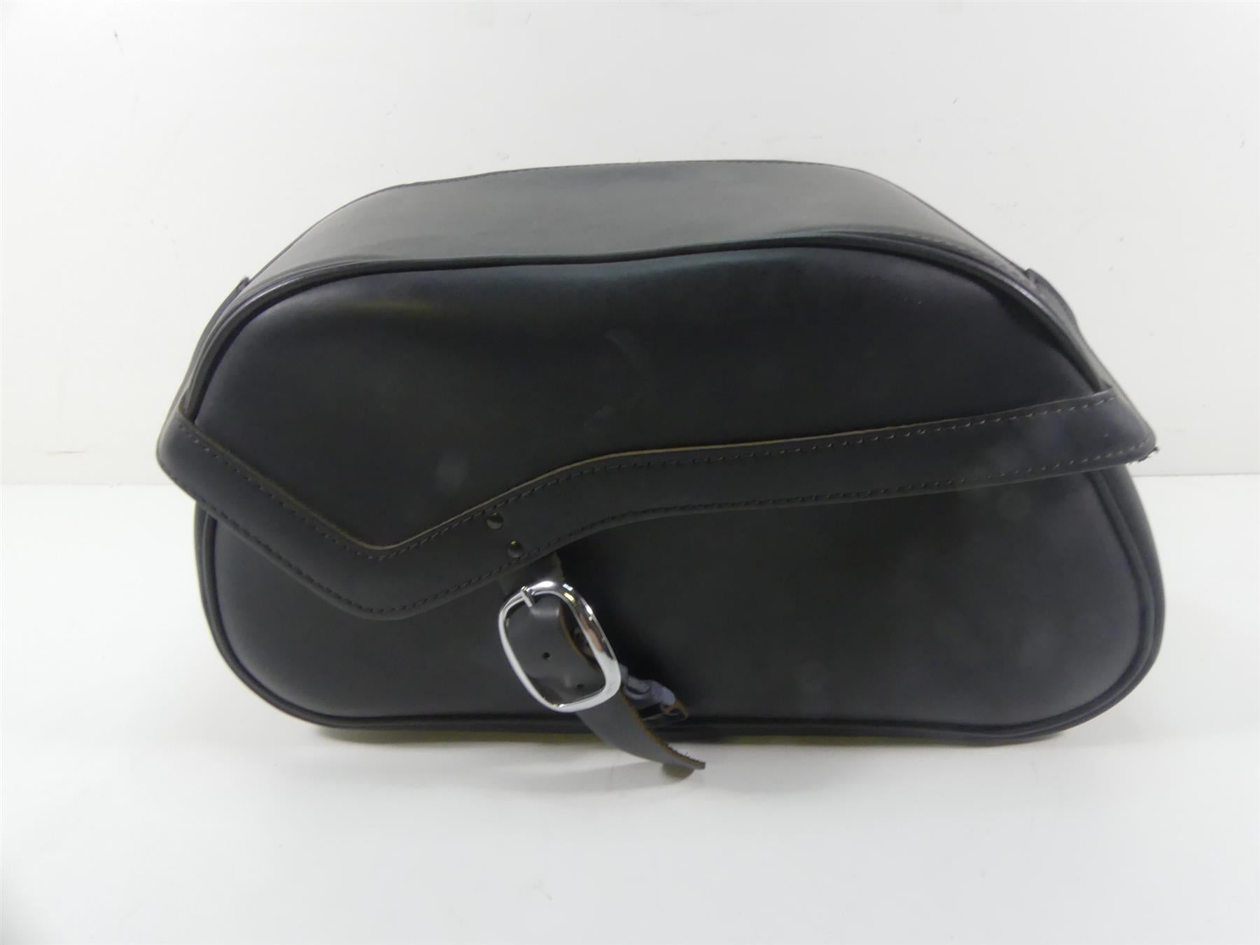 2007 Honda VTX1800 T1 Left Saddlebag Saddle Bag 08L56-MCV-100F 08L56-MCV-10042 {{ shop.shopifyCountryName }} - Mototech271