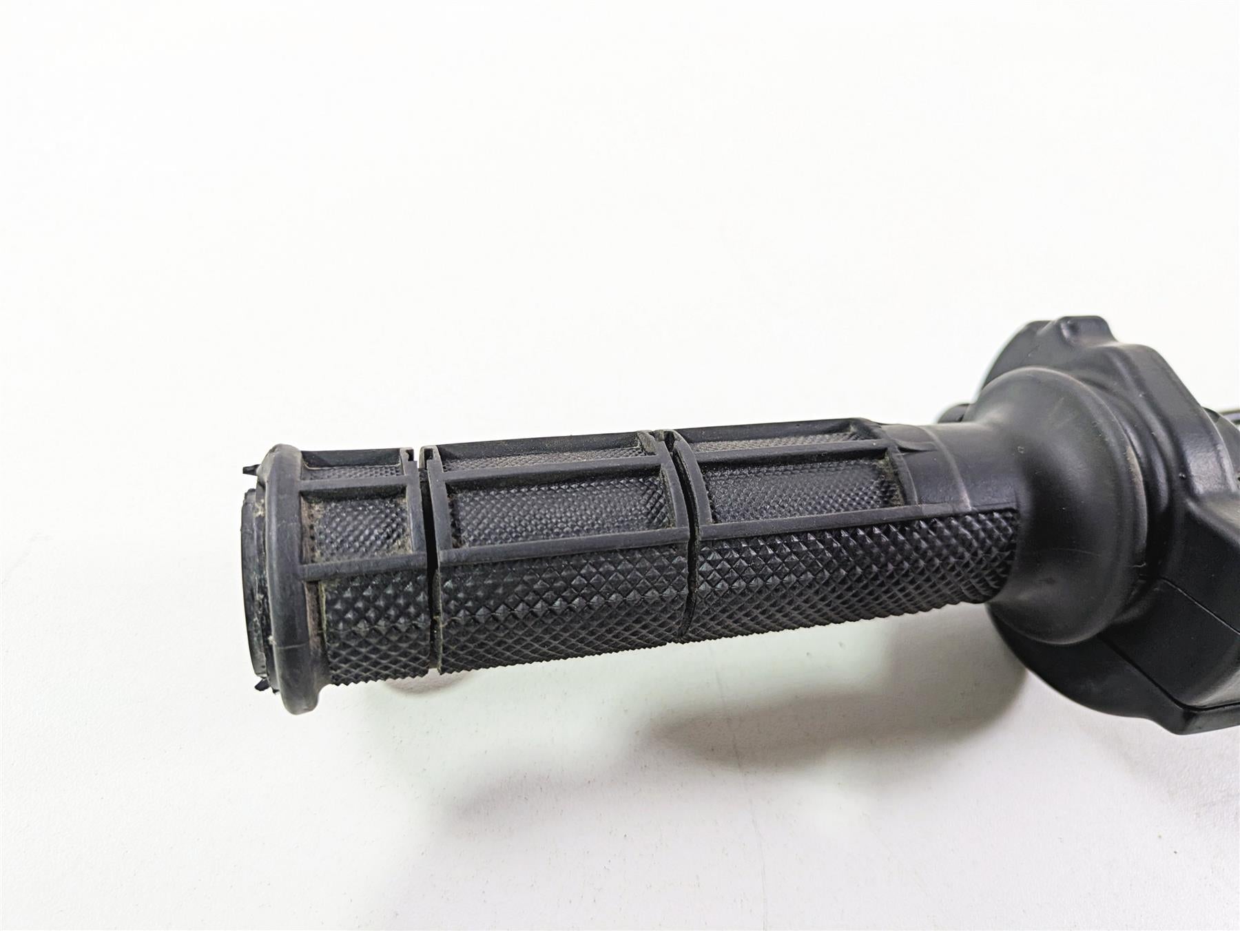 2018 Ducati Scrambler Desert Sled 800 Throttle Control Grip Handle 65420461A {{ shop.shopifyCountryName }} - Mototech271