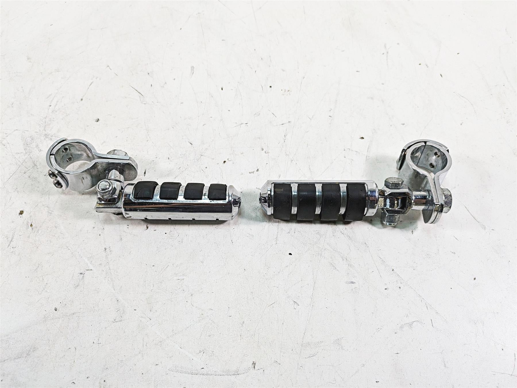 2010 Harley Touring FLHTCU Electra Glide Highway Foot Peg Footpeg Set {{ shop.shopifyCountryName }} - Mototech271