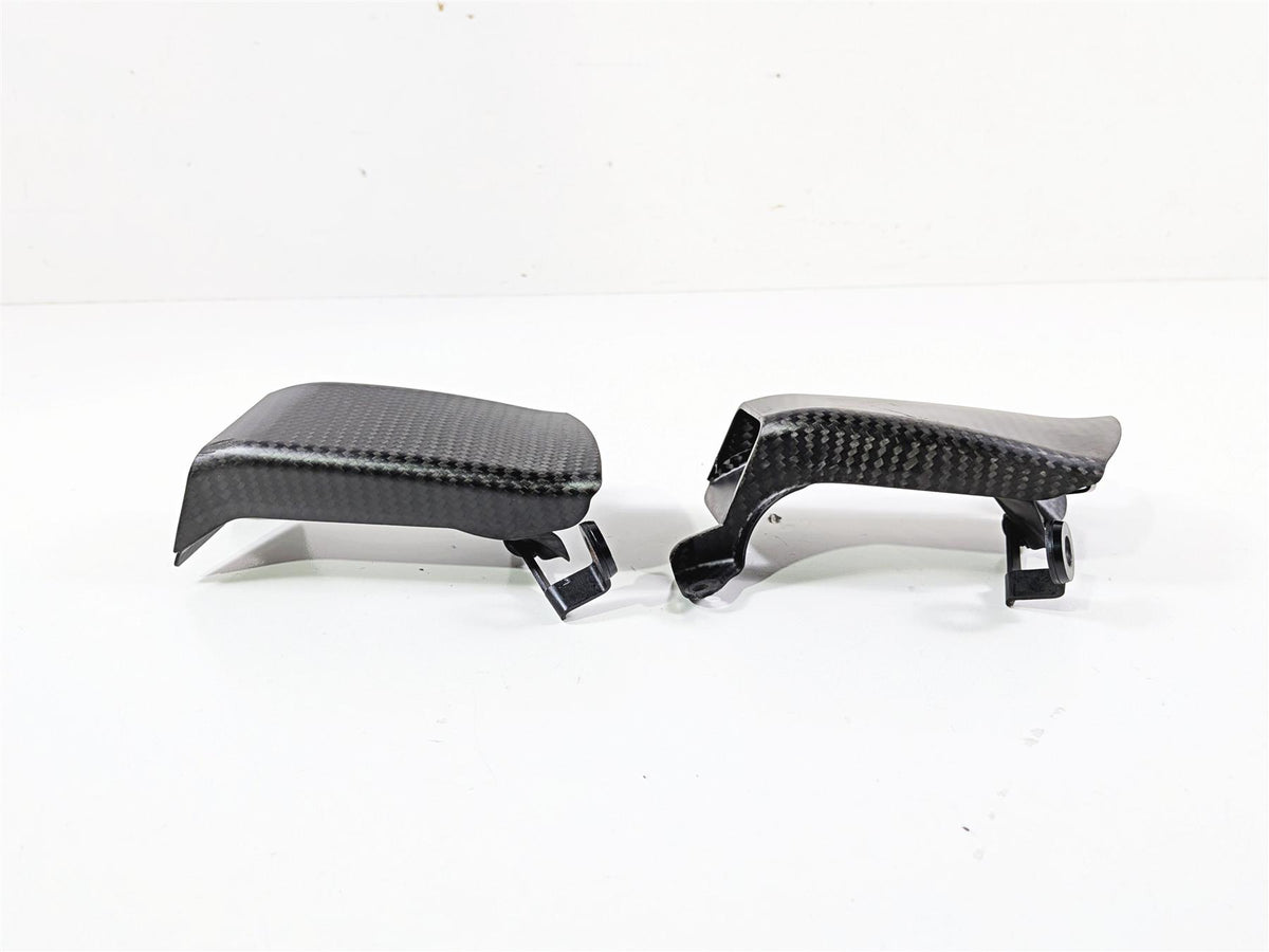 2018 Aprilia RSV4 RR Carbon Fiber Caliper Air Inlet 2B005507 2B005506 {{ shop.shopifyCountryName }} - Mototech271