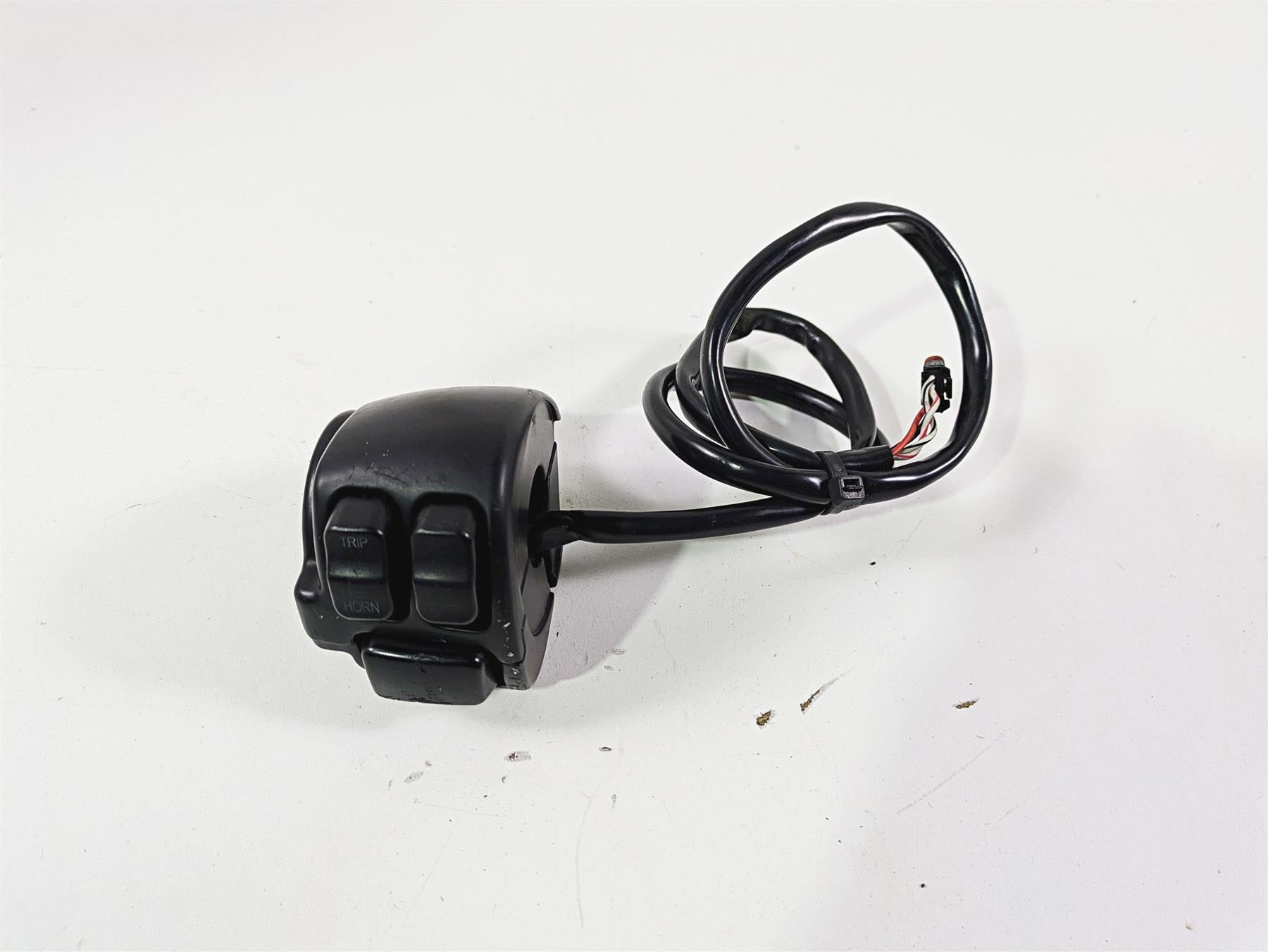 2014 Harley FLS Softail Slim Left Hand Control Turn Signal Switch 72949-12A {{ shop.shopifyCountryName }} - Mototech271