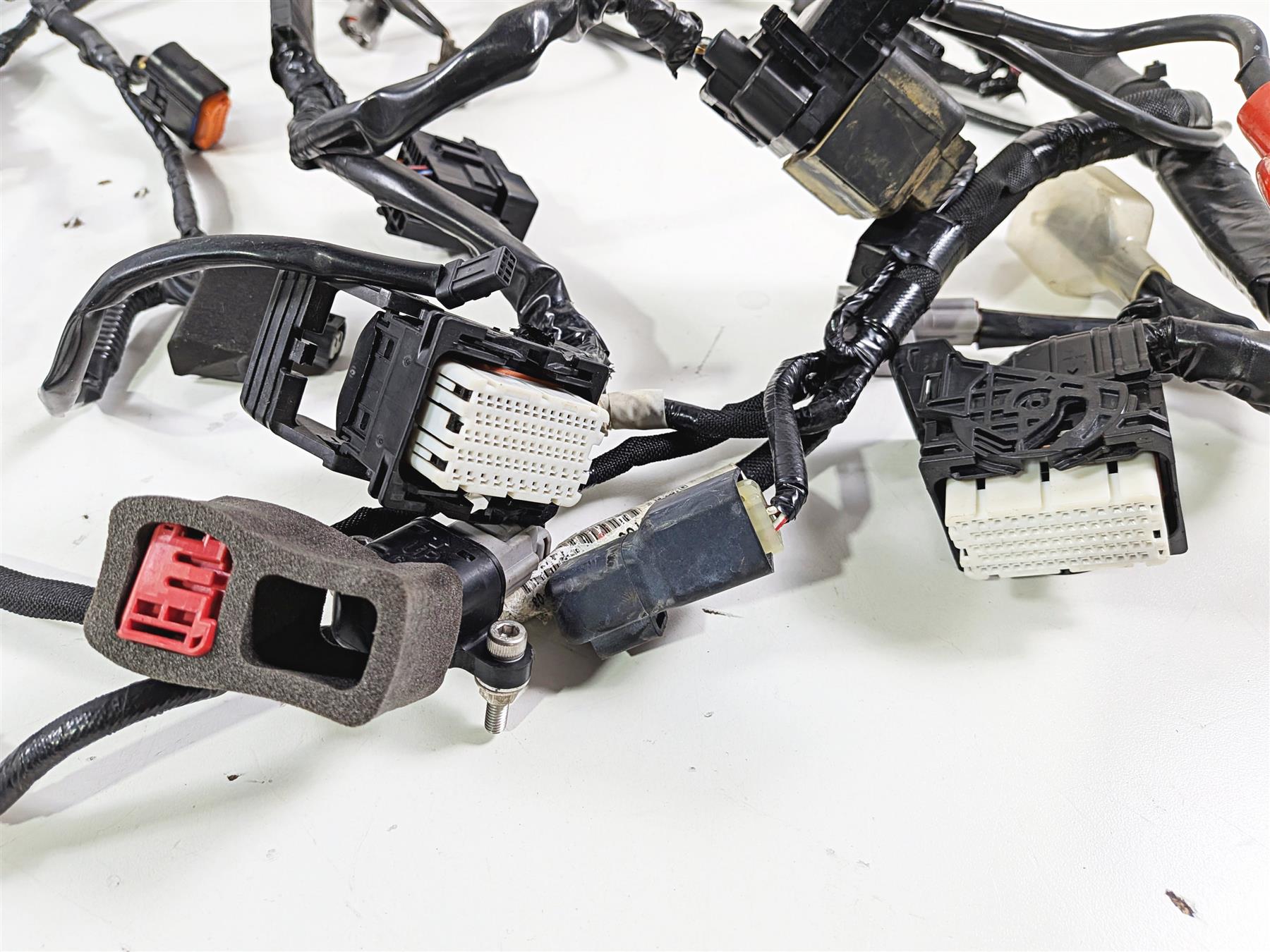 2022 Kawasaki ZX10R ZX1000 Ninja Main Wiring Harness Light Module 26031-3788 {{ shop.shopifyCountryName }} - Mototech271