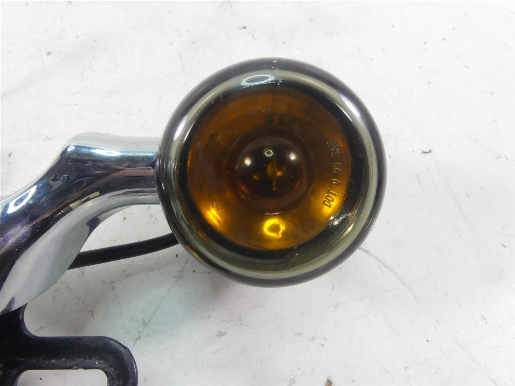 2005 Harley Touring CVO FLHTCSE Electra Glide Rear Turn Signal Blinker 68629-05 {{ shop.shopifyCountryName }} - Mototech271