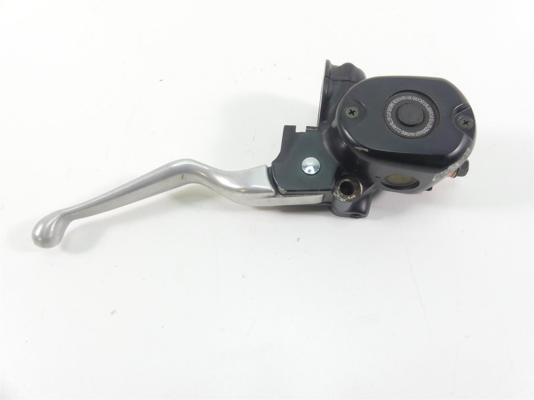 2006 Harley Sportster XL1200 Custom Front Brake Master Cylinder 1/2" 45146-04 {{ shop.shopifyCountryName }} - Mototech271