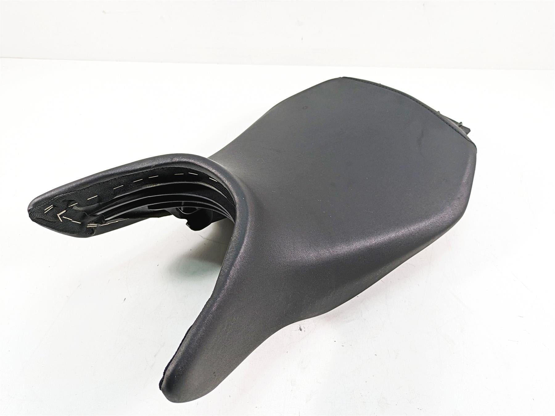2016 BMW R1200R K53 Front Rider Driver Seat Saddle 52538534316 52538550755 {{ shop.shopifyCountryName }} - Mototech271