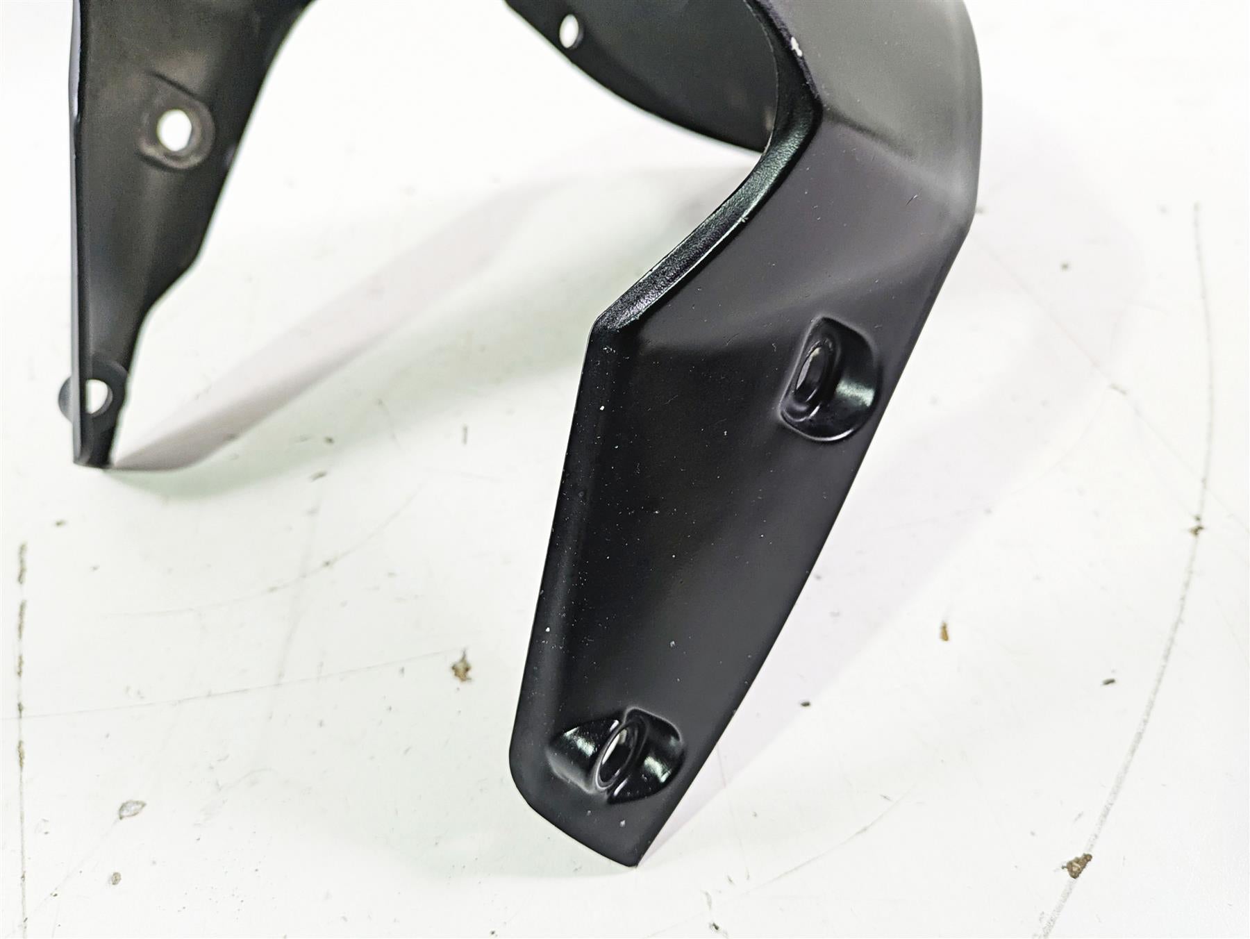 2012 Triumph Daytona 675 Front Fender T2307562 {{ shop.shopifyCountryName }} - Mototech271
