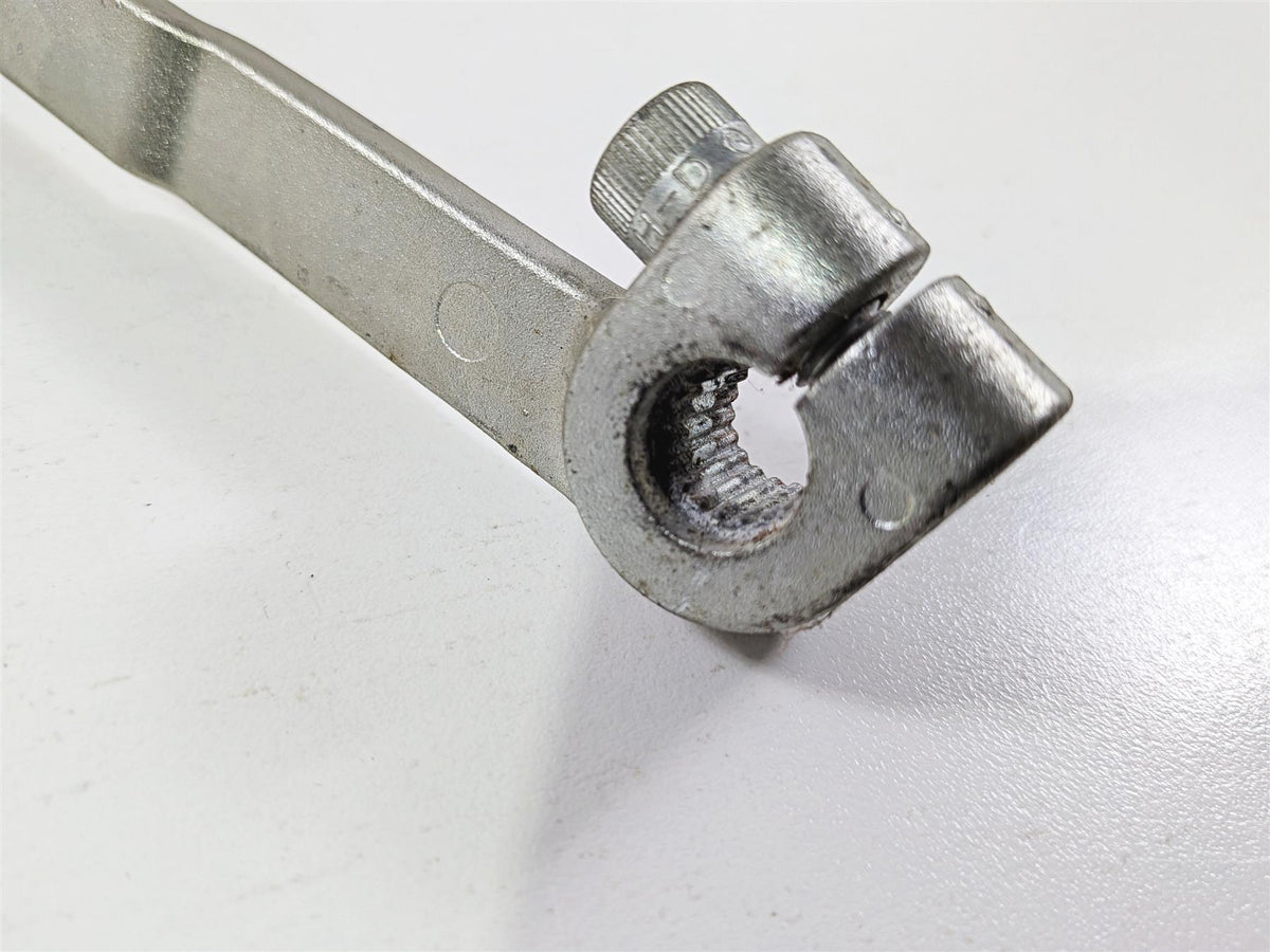 2011 Harley FXDF Dyna Fat Bob Front Left Forward Foot Peg & Shifter 50667-07 {{ shop.shopifyCountryName }} - Mototech271