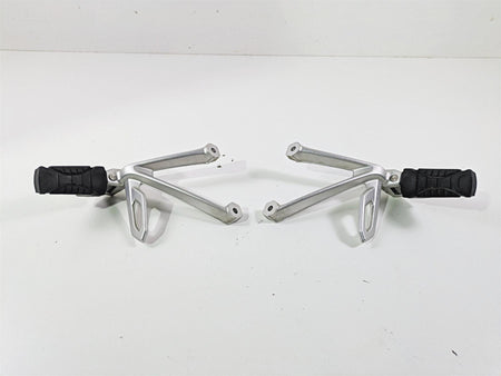 2015 BMW R1200 GS Adv K51 Rear Passenger Footpeg Set 46718526741 46718526742 {{ shop.shopifyCountryName }} - Mototech271